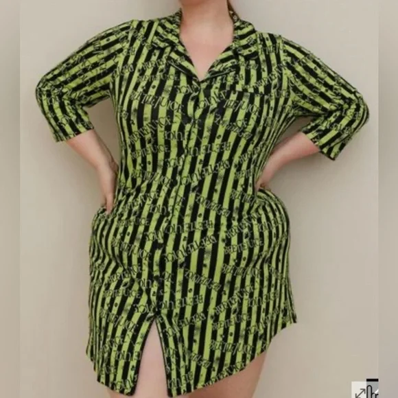 TORRID BETTLEJUICE NIGHTGOWN
NIGHTSHIRT
TORRID SIZE 1 (14/16) NEW - Picture 5 of 7